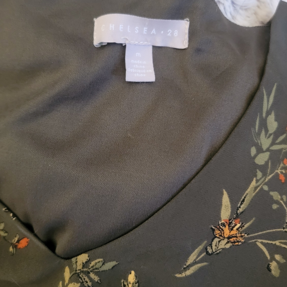 Chelsea28 Olive Floral Dress